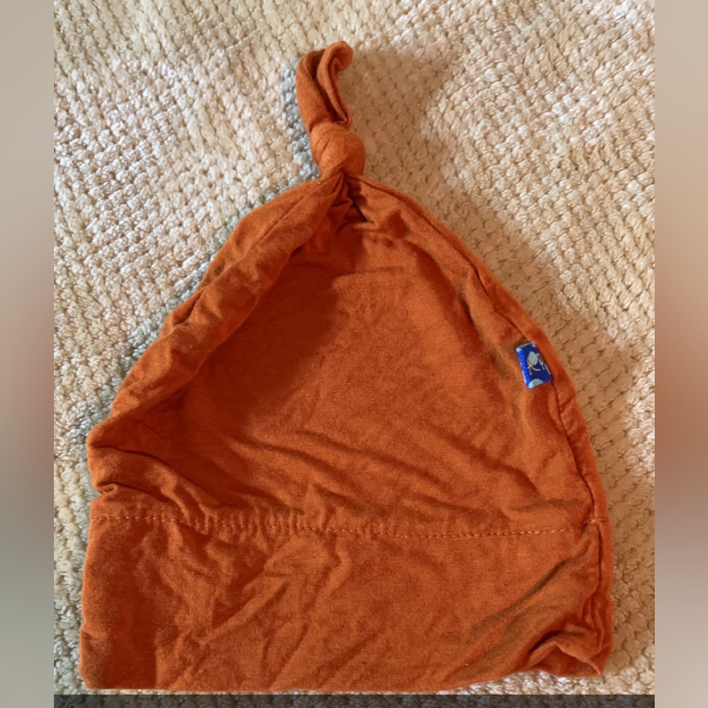 Kickee pants orange hat